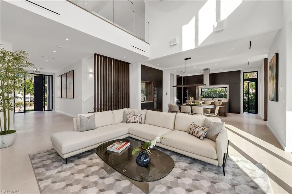 788 7th Ave N, Naples, FL 34102 Photo