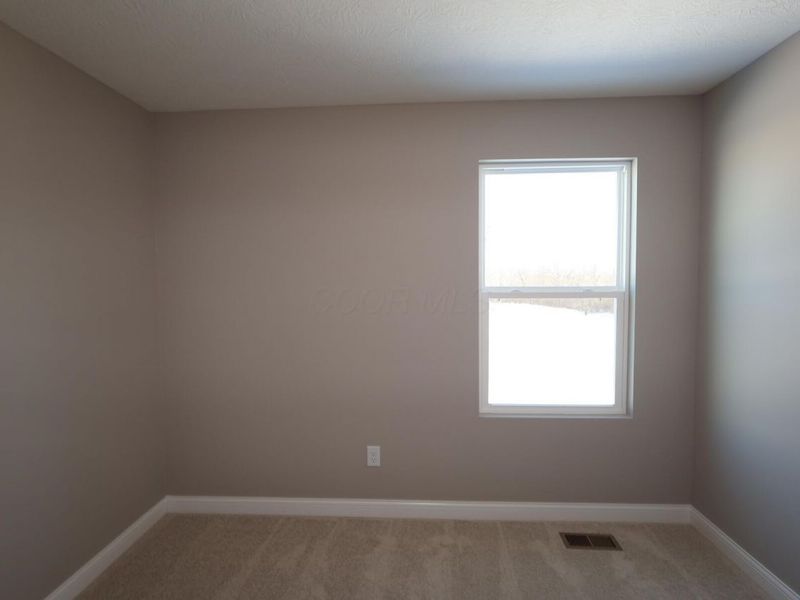 305 Olympic Loop, Commercial Point, OH 43116 Photo 10