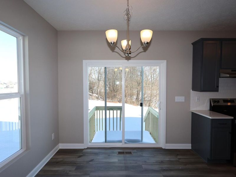 305 Olympic Loop, Commercial Point, OH 43116 Photo 5