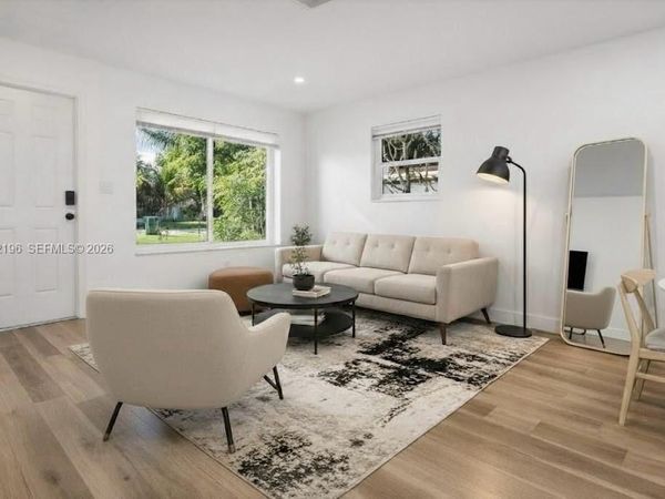 6117 NW 27th St, Unit 1, Margate, FL 33063