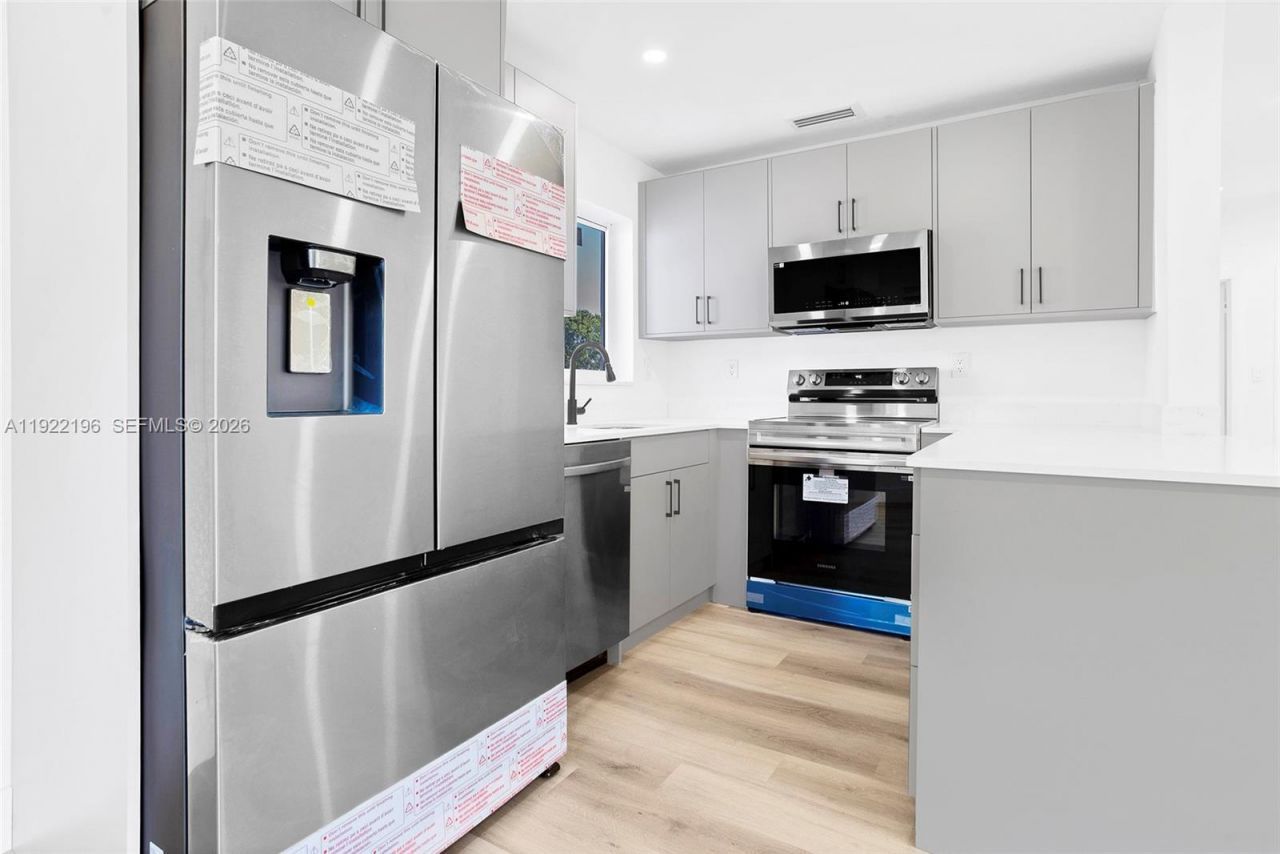 6117 NW 27th St, Unit 1, Margate, FL 33063 Photo