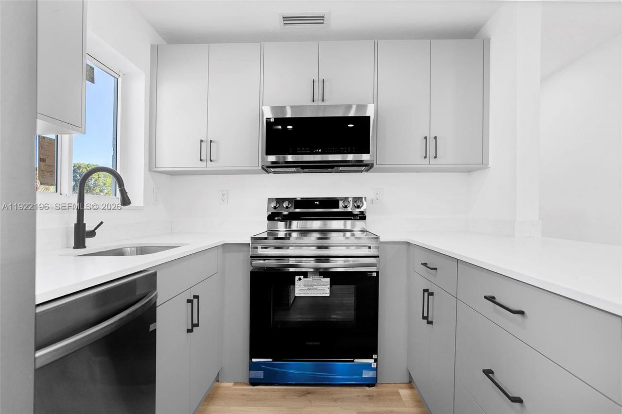 6117 NW 27th St, Unit 1, Margate, FL 33063 Photo