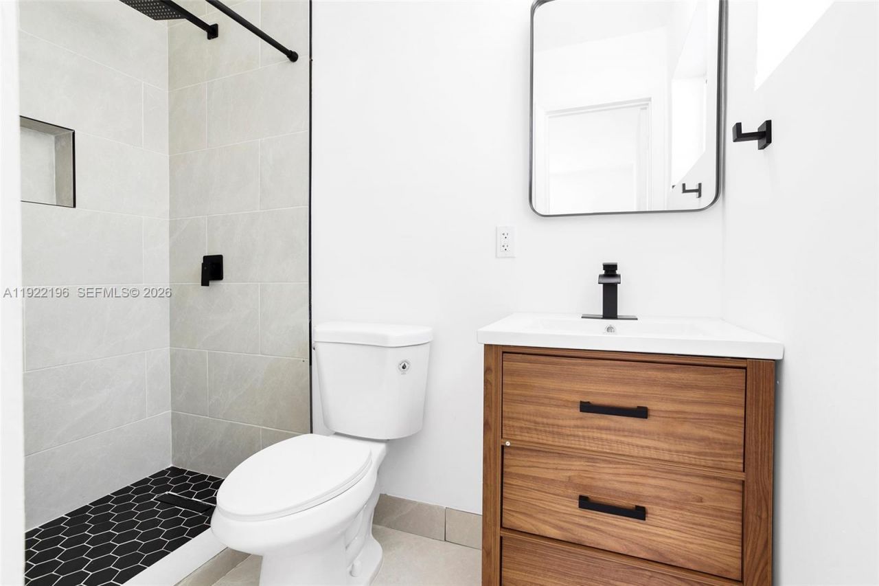 6117 NW 27th St, Unit 1, Margate, FL 33063 Photo