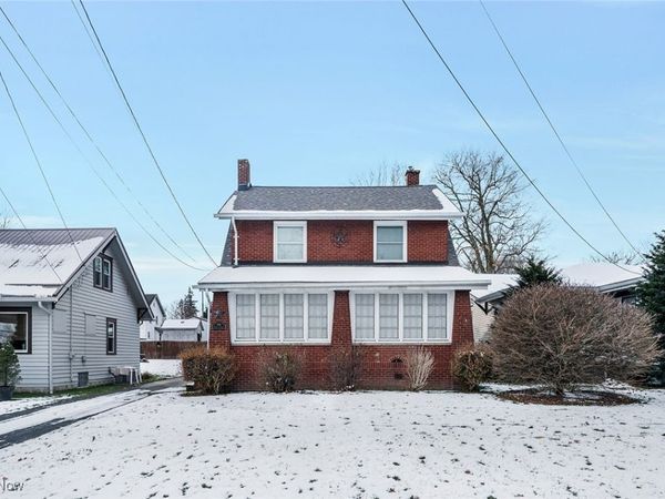 3915 Mahoning Avenue, Austintown, OH 44515