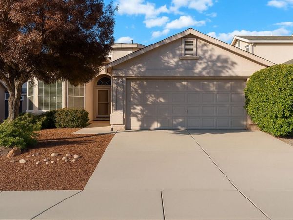 7015 Red Hawk Road NE, Albuquerque, NM 87113