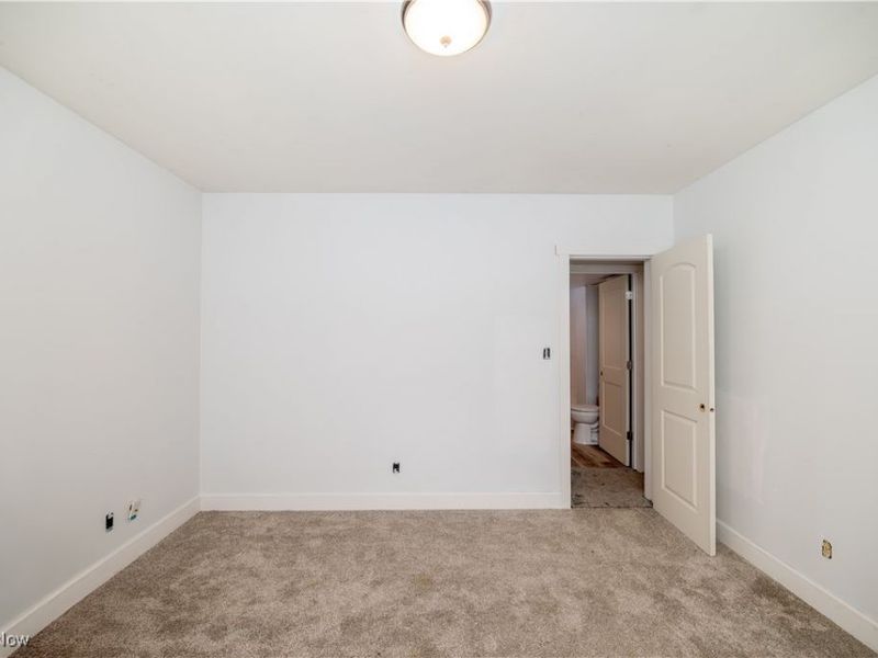 6498 Stoddard Hayes Road, Farmdale, OH 44417 Photo 24