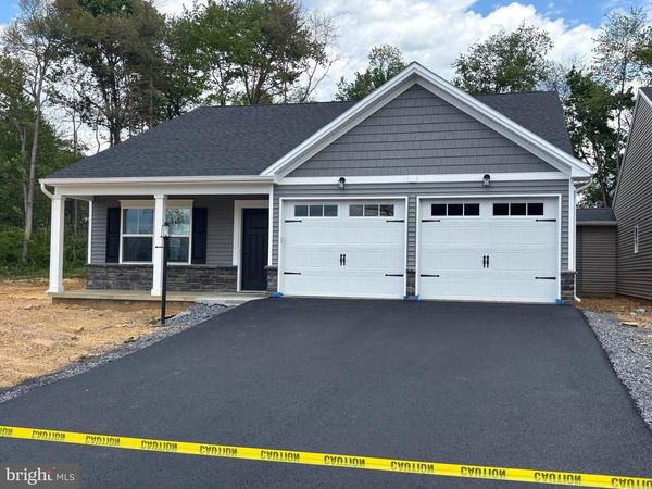 212 GRACE ANN COURT, FAYETTEVILLE, PA 17222