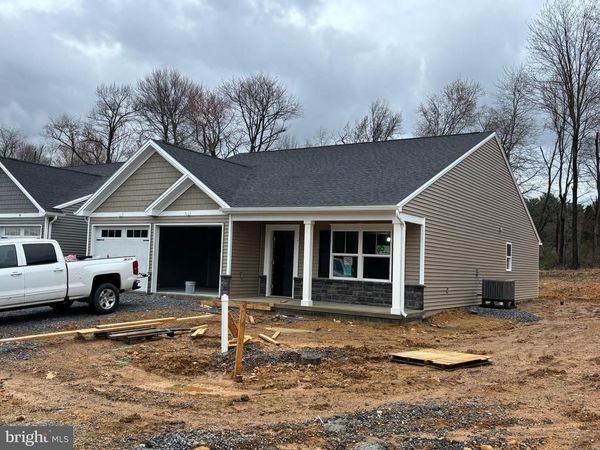 212 GRACE ANN COURT, FAYETTEVILLE, PA 17222