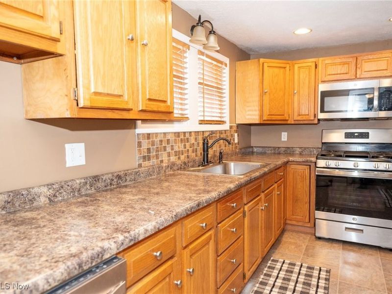 1549 Ridge Road NE, New Philadelphia, OH 44663 Photo 20