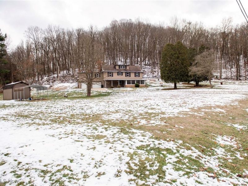 1549 Ridge Road NE, New Philadelphia, OH 44663 Photo 3