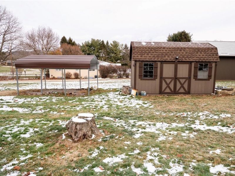 1549 Ridge Road NE, New Philadelphia, OH 44663 Photo 9