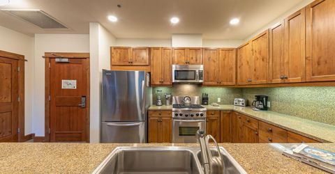 4001 Northstar Drive, Truckee, CA 96161 Photo