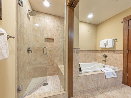 4001 Northstar Drive, Truckee, CA 96161 Photo