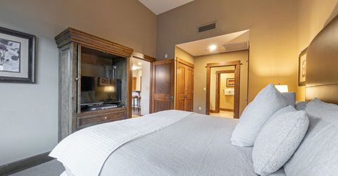 4001 Northstar Drive, Truckee, CA 96161 Photo