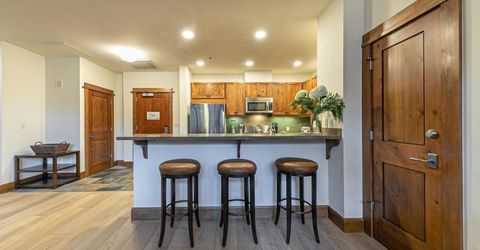 4001 Northstar Drive, Truckee, CA 96161 Photo