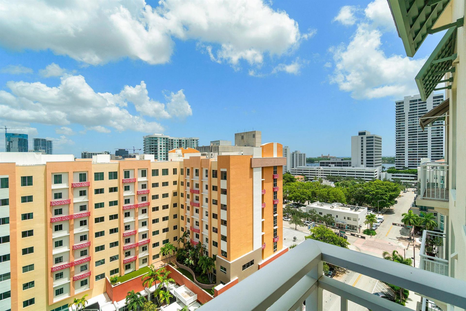 480 Hibiscus Street, Unit 1003, West Palm Beach, FL 33401 Photo