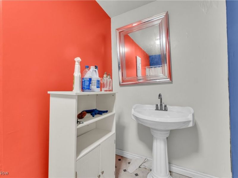 6113 Saint Clair Avenue, Cleveland, OH 44103 Photo 22