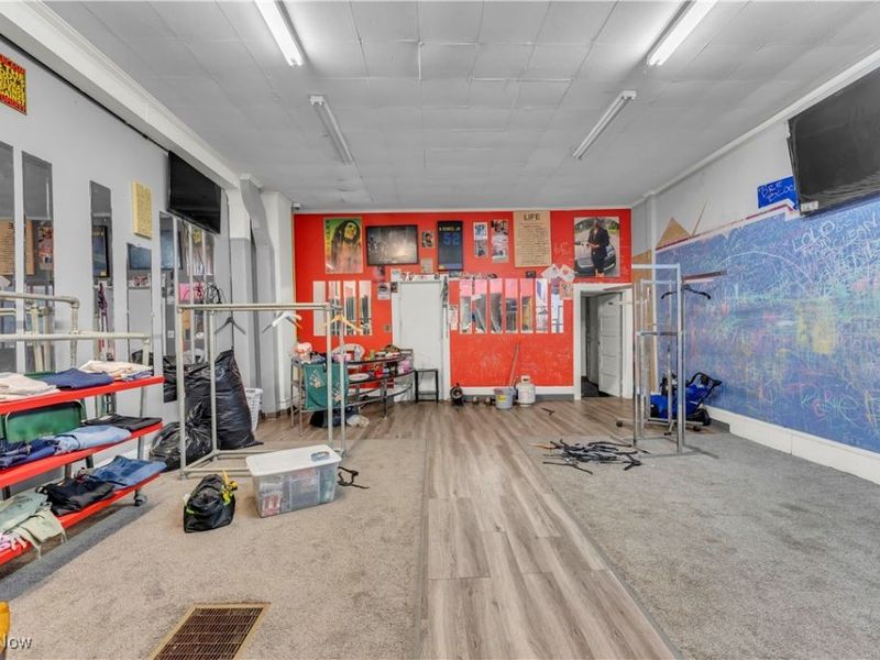 6113 Saint Clair Avenue, Cleveland, OH 44103 Photo 28