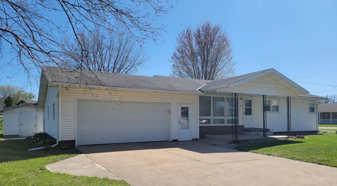 40 Bayou Drive, Nashua, IA 50658 Main Photo