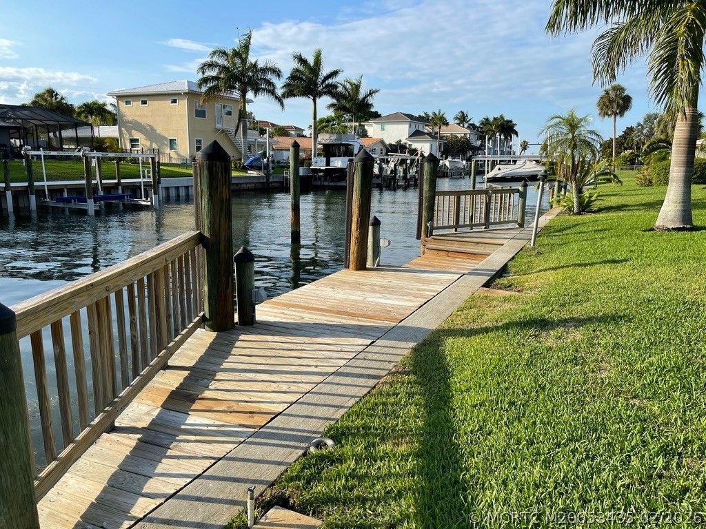 513 Gunwale Lane, Longboat Key, FL 34228 Photo
