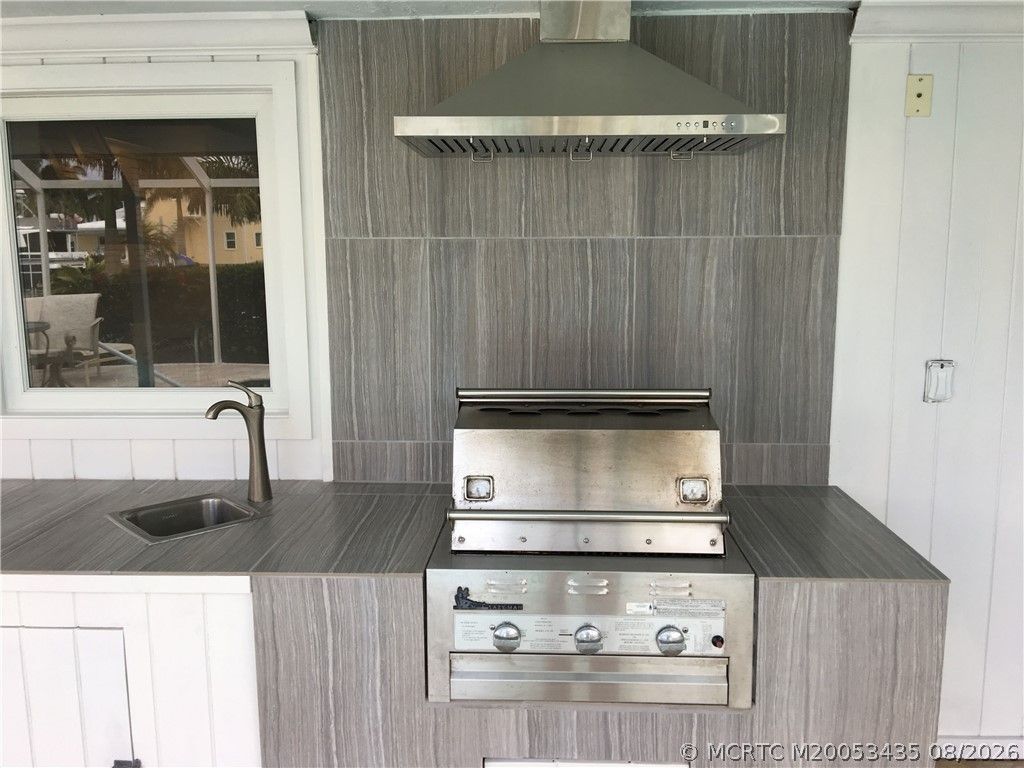 513 Gunwale Lane, Longboat Key, FL 34228 Photo