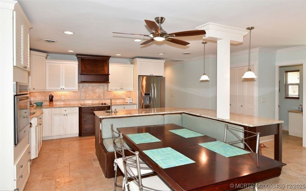 513 Gunwale Lane, Longboat Key, FL 34228 Photo