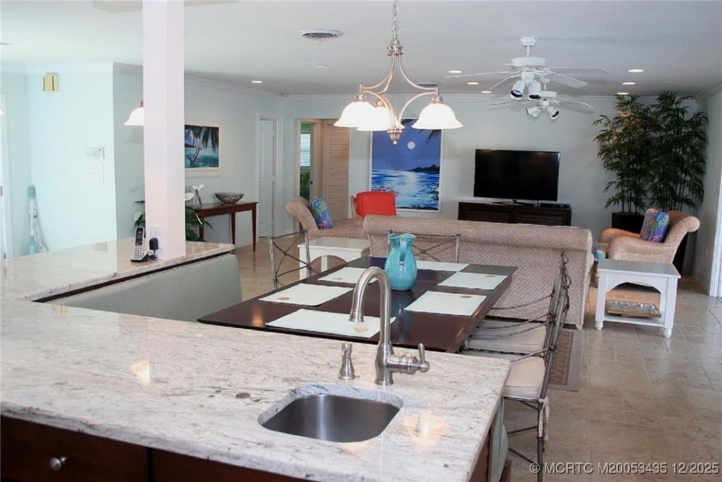 513 Gunwale Lane, Longboat Key, FL 34228 Photo