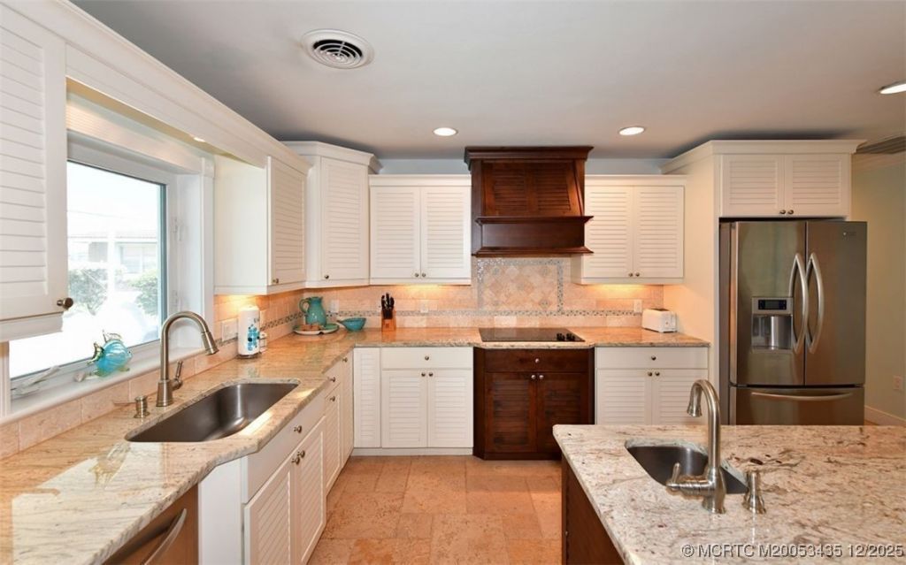 513 Gunwale Lane, Longboat Key, FL 34228 Photo