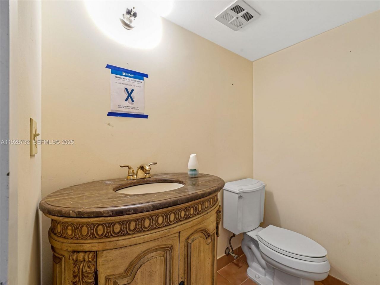 100 Golden Isles Dr, Unit PH 6, Hallandale Beach, FL 33009 Photo