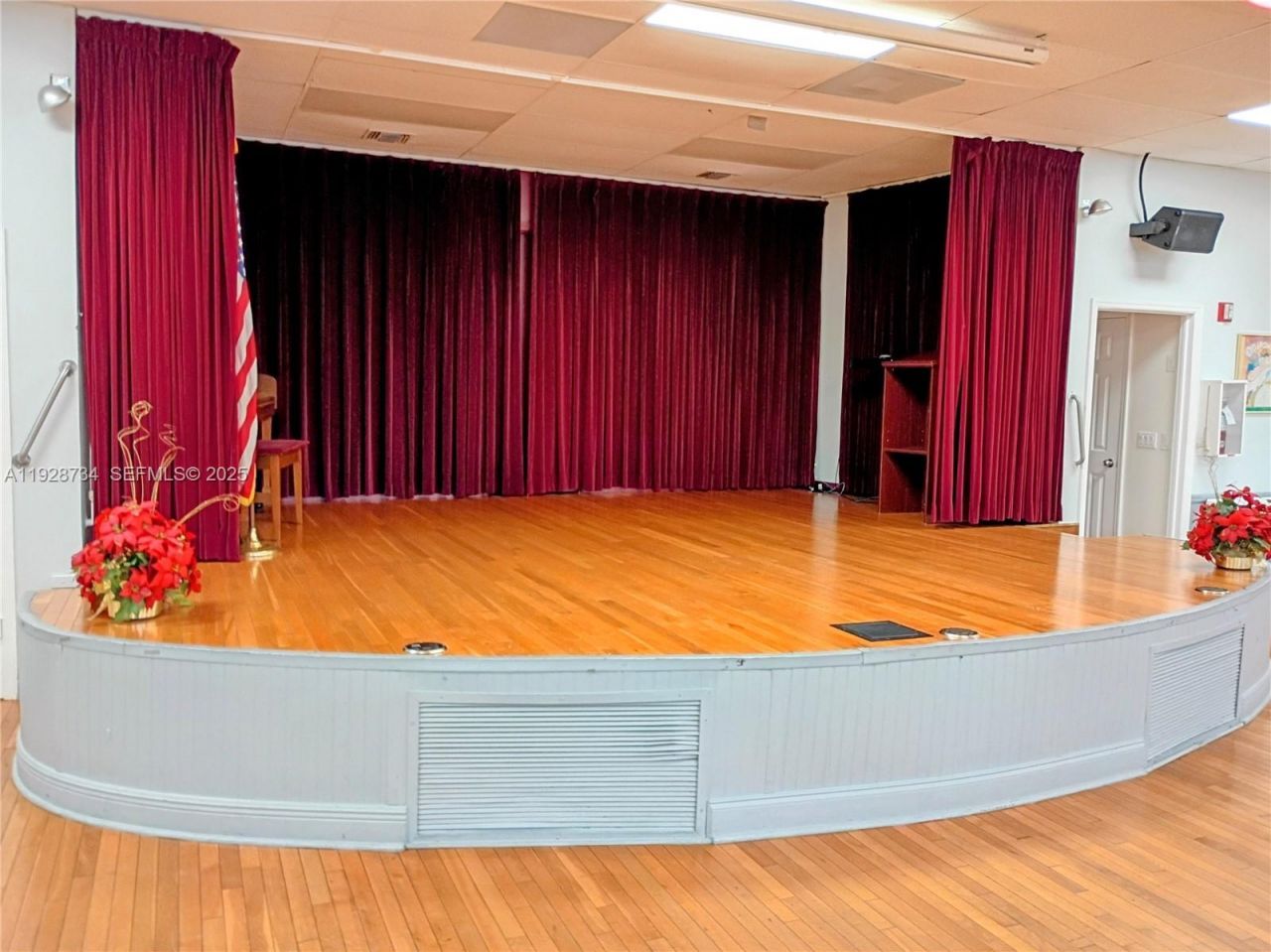 151 Berkley Rd, Unit 308, Hollywood, FL 33024 Photo