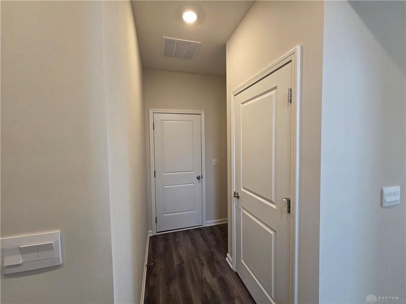 3158 Scarborough Court, Butler Township, OH 45414 Photo 6