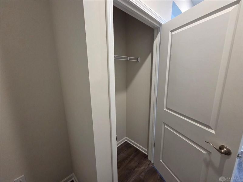 3158 Scarborough Court, Butler Township, OH 45414 Photo 7