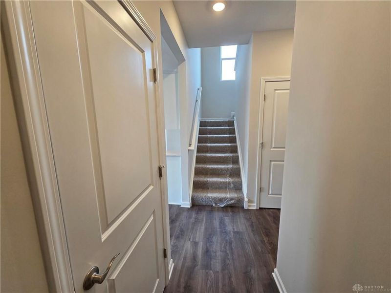 3158 Scarborough Court, Butler Township, OH 45414 Photo 8