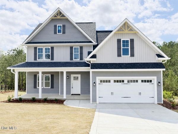 113 Woodford Lane, Vass, NC 28394