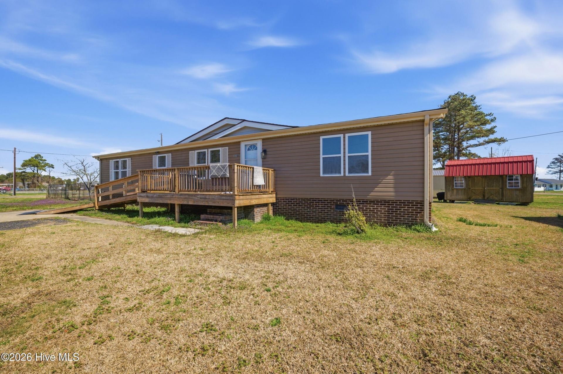 110 Seaview Drive, Elizabeth City, NC 27909 Main Photo