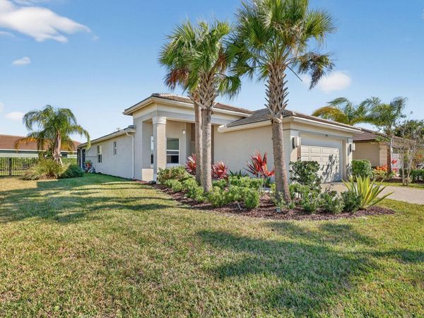11905 SW Seaway St, Port St Lucie, FL 34987