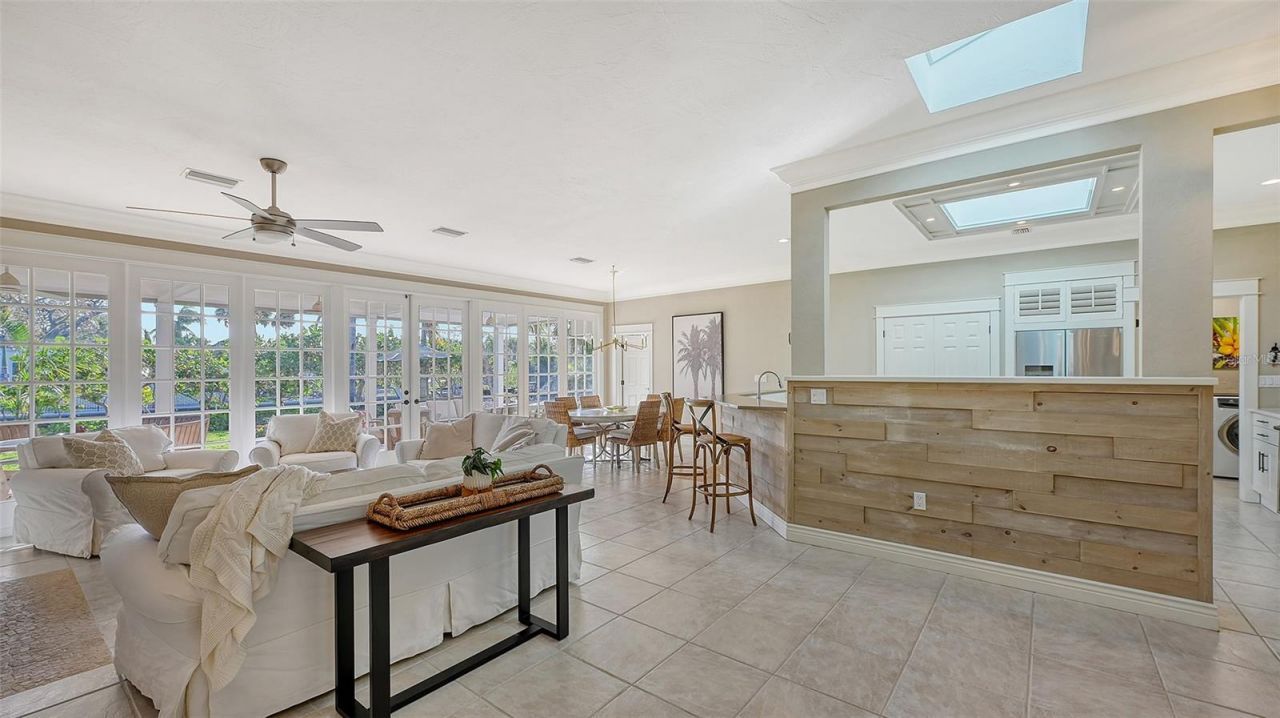 5165 Sandy Cove Avenue, Siesta Key, FL 34242 Photo