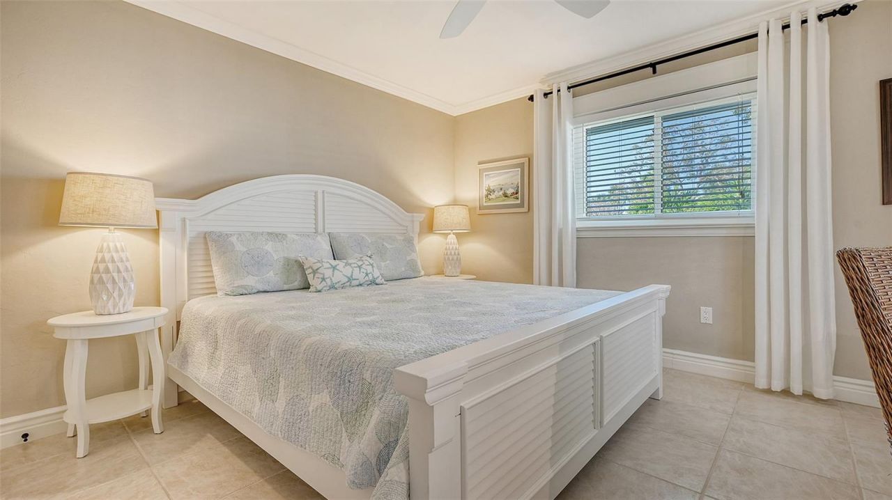 5165 Sandy Cove Avenue, Siesta Key, FL 34242 Photo