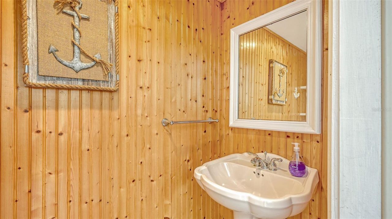 5165 Sandy Cove Avenue, Siesta Key, FL 34242 Photo