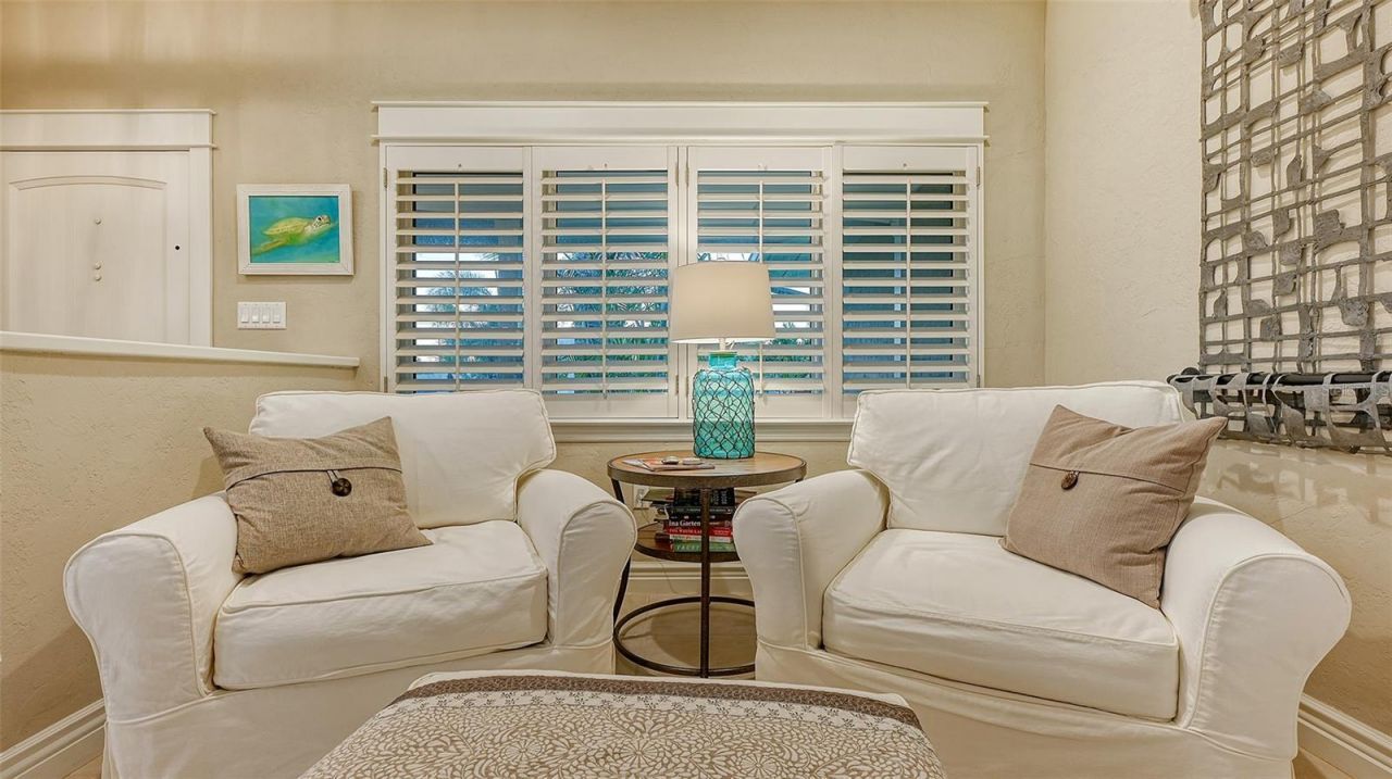 5165 Sandy Cove Avenue, Siesta Key, FL 34242 Photo