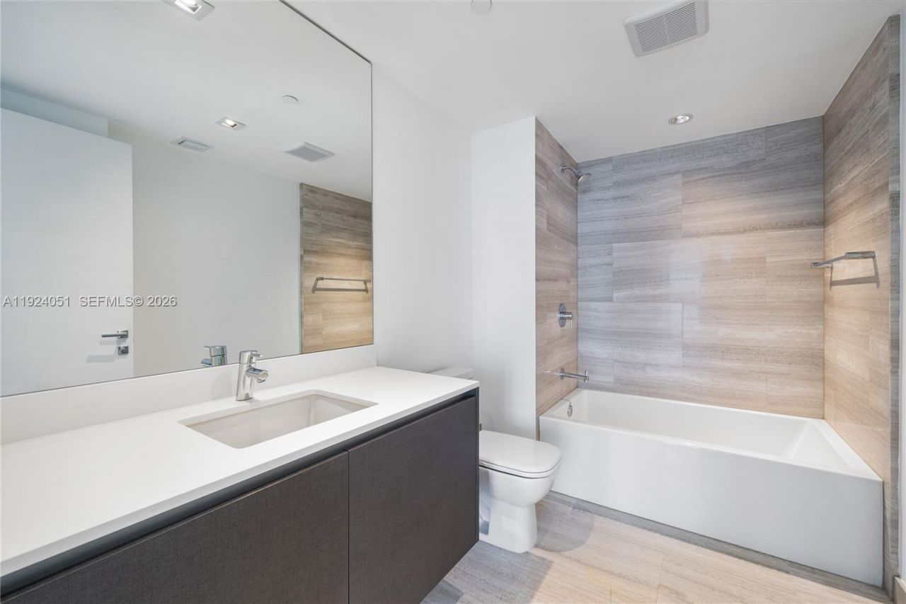 1451 Brickell Ave, Unit 2003, Miami, FL 33131 Photo