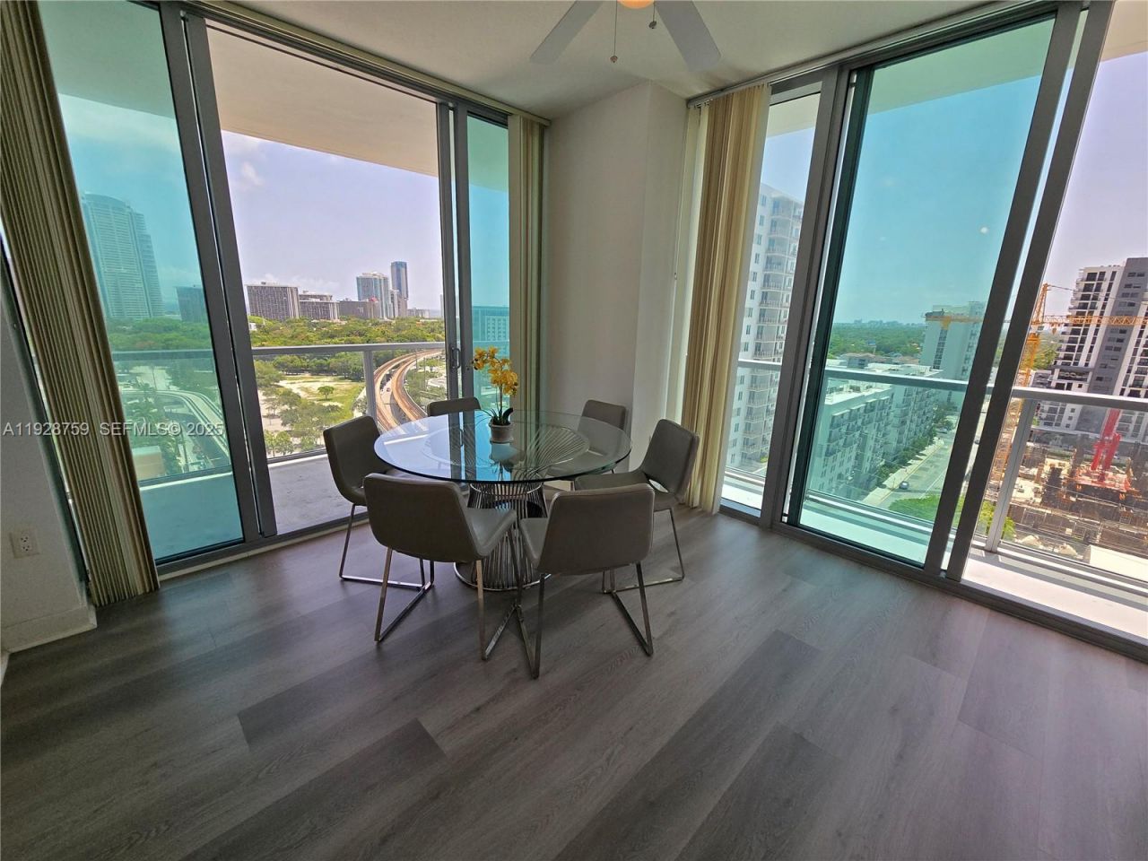 79 SW 12th St, Unit 1701-S, Miami, FL 33130 Photo