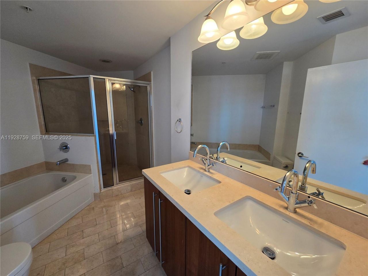 79 SW 12th St, Unit 1701-S, Miami, FL 33130 Photo