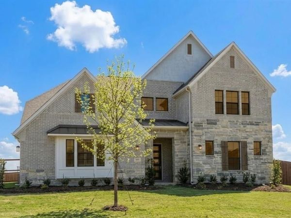 817 Headwaters Drive, Haslet, TX 76052