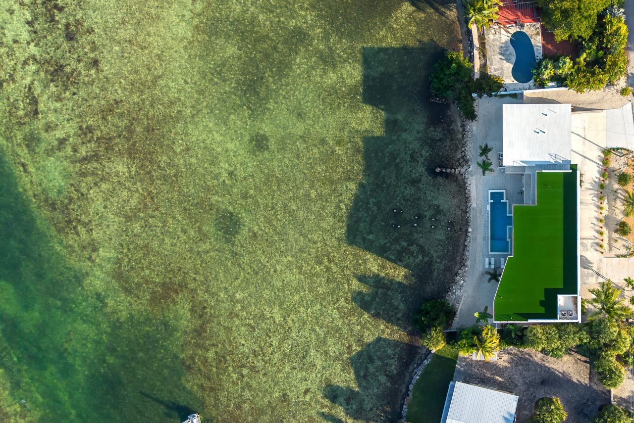 1041 E Buttonwood Drive, Sugarloaf, FL 33042 Photo