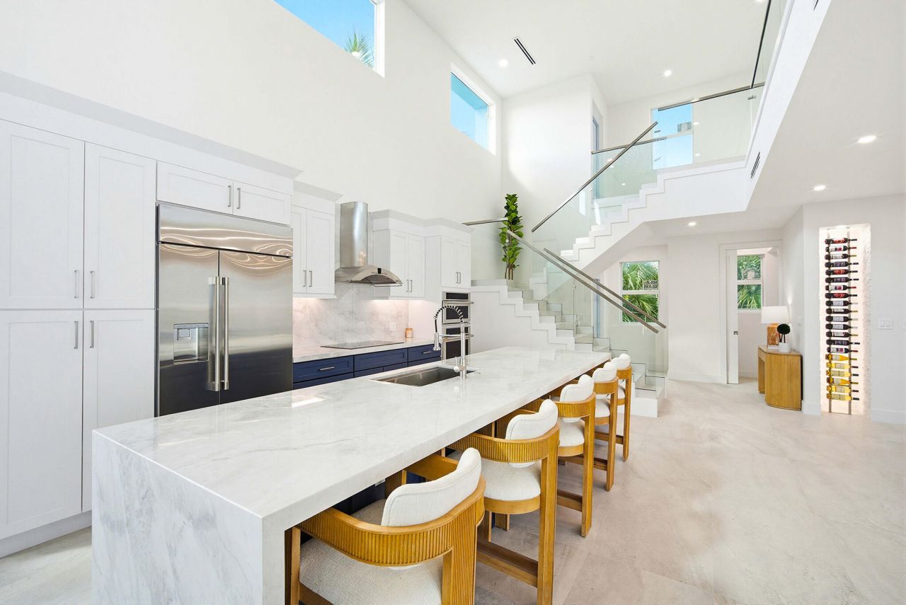 1041 E Buttonwood Drive, Sugarloaf, FL 33042 Photo