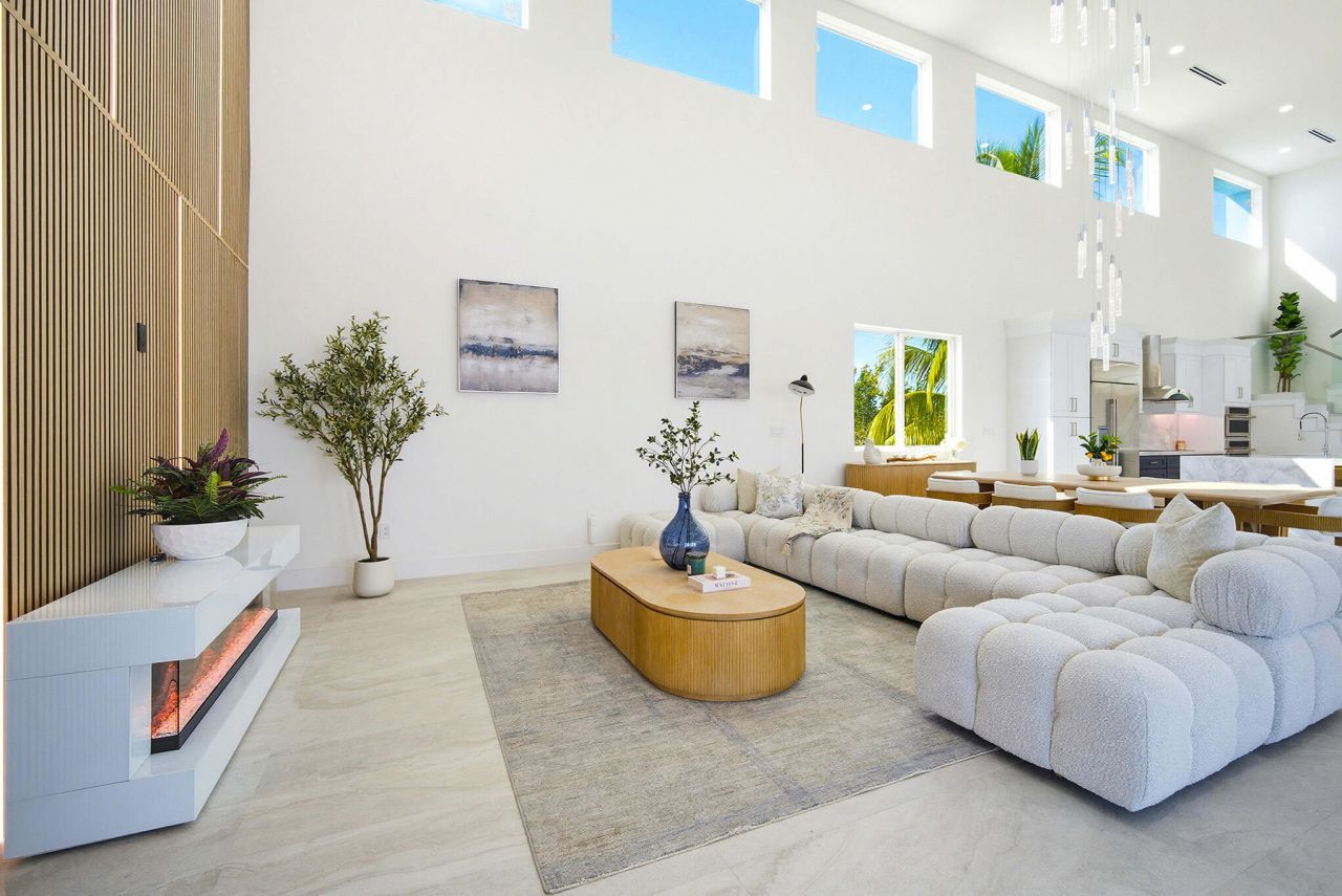 1041 E Buttonwood Drive, Sugarloaf, FL 33042 Photo