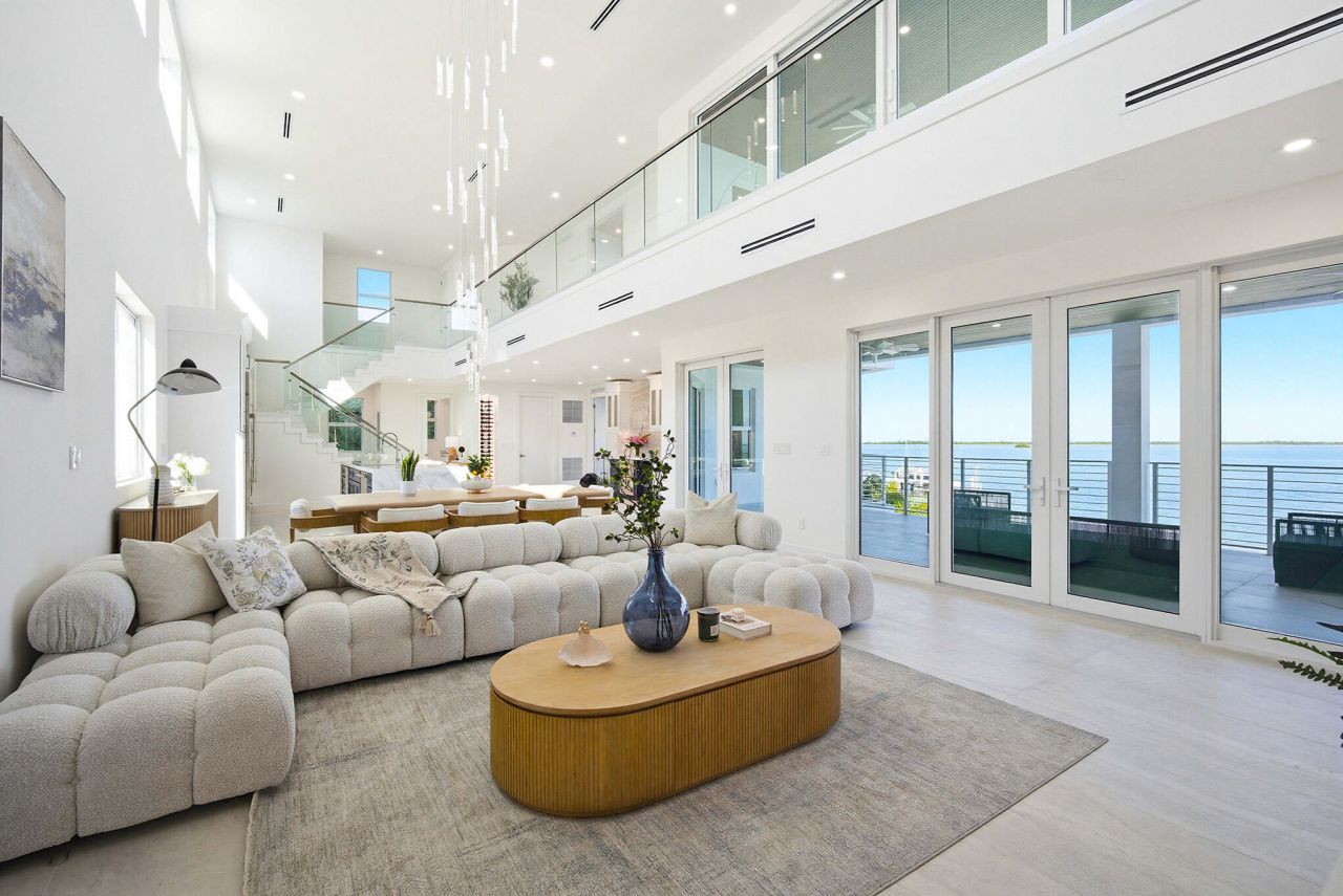 1041 E Buttonwood Drive, Sugarloaf, FL 33042 Photo