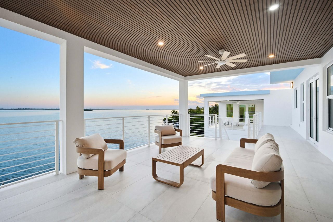 1041 E Buttonwood Drive, Sugarloaf, FL 33042 Photo