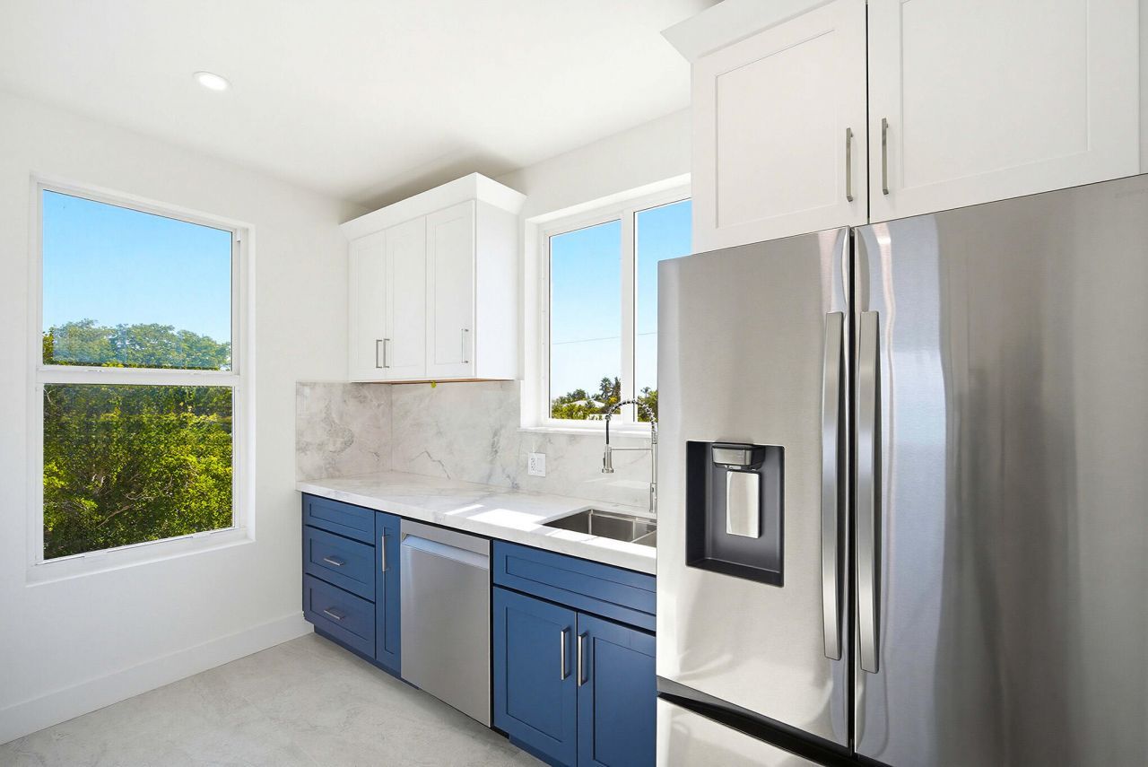 1041 E Buttonwood Drive, Sugarloaf, FL 33042 Photo